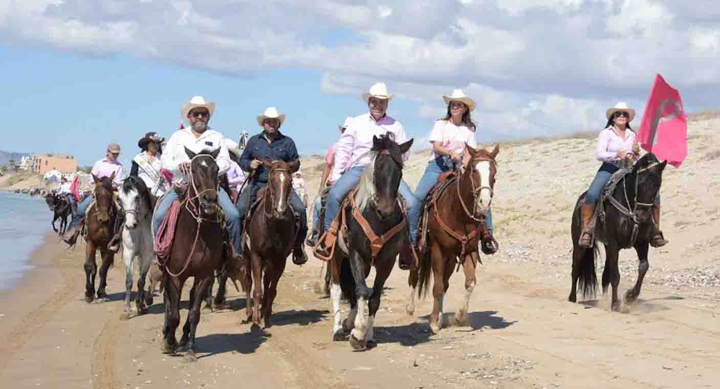 Realizan M S De Personas Cabalgata Contra El C Ncer En Kino Fest