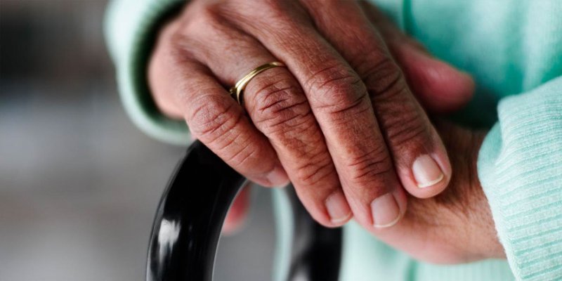 Adultos mayores en Hermosillo que reciben pensión en tarjeta BBVA deben cambiarla por la del Banco del Bienestar, consultar fecha por abecedario