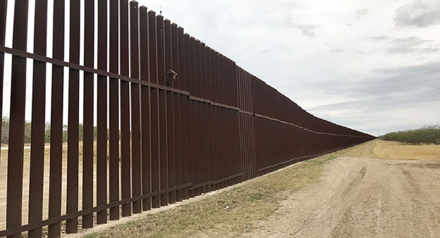 Muere mexicano tras caer del muro fronterizo con EEUU