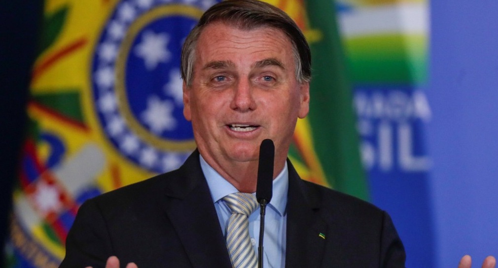 Bolsonaro se disculpa por divulgar información falsa sobre vacunas anticovid