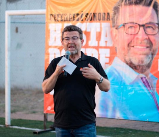 Más quirófanos móviles para mascotas en Sonora, propuso Ricardo Bours a vecinos de Villa Bonita