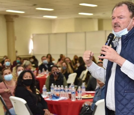 Ernesto Gándara apoyará con pago de servicios a quienes trabajan desde casa por la pandemia