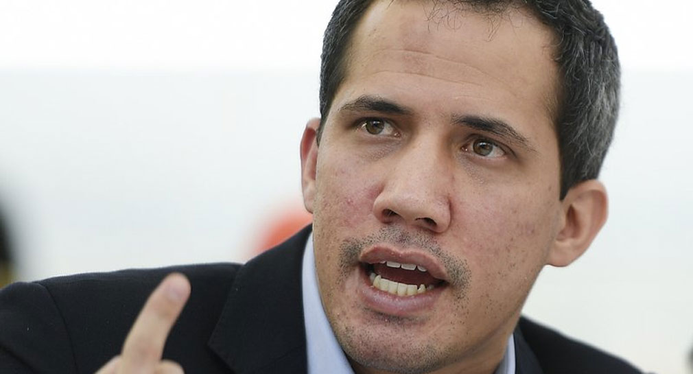 Denuncia Juan Guaidó que Colombia lo sacó del país; gobierno dice que entró de forma irregular