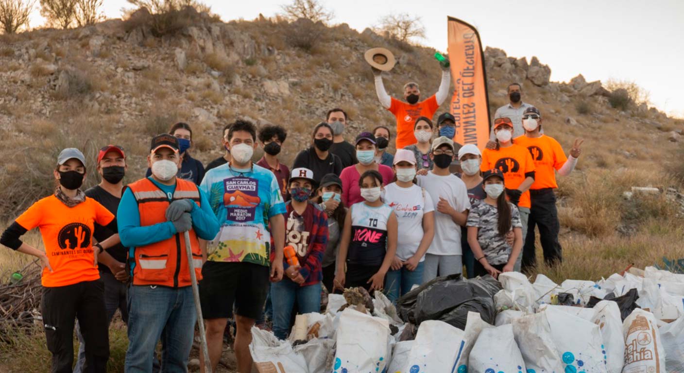 More than 7 tons of garbage, in 100 sacks, were collected by residents of the Los Ángeles neighborhood and Caminantes del Desierto during the cleaning of the Parque del Toro, in Hermosillo