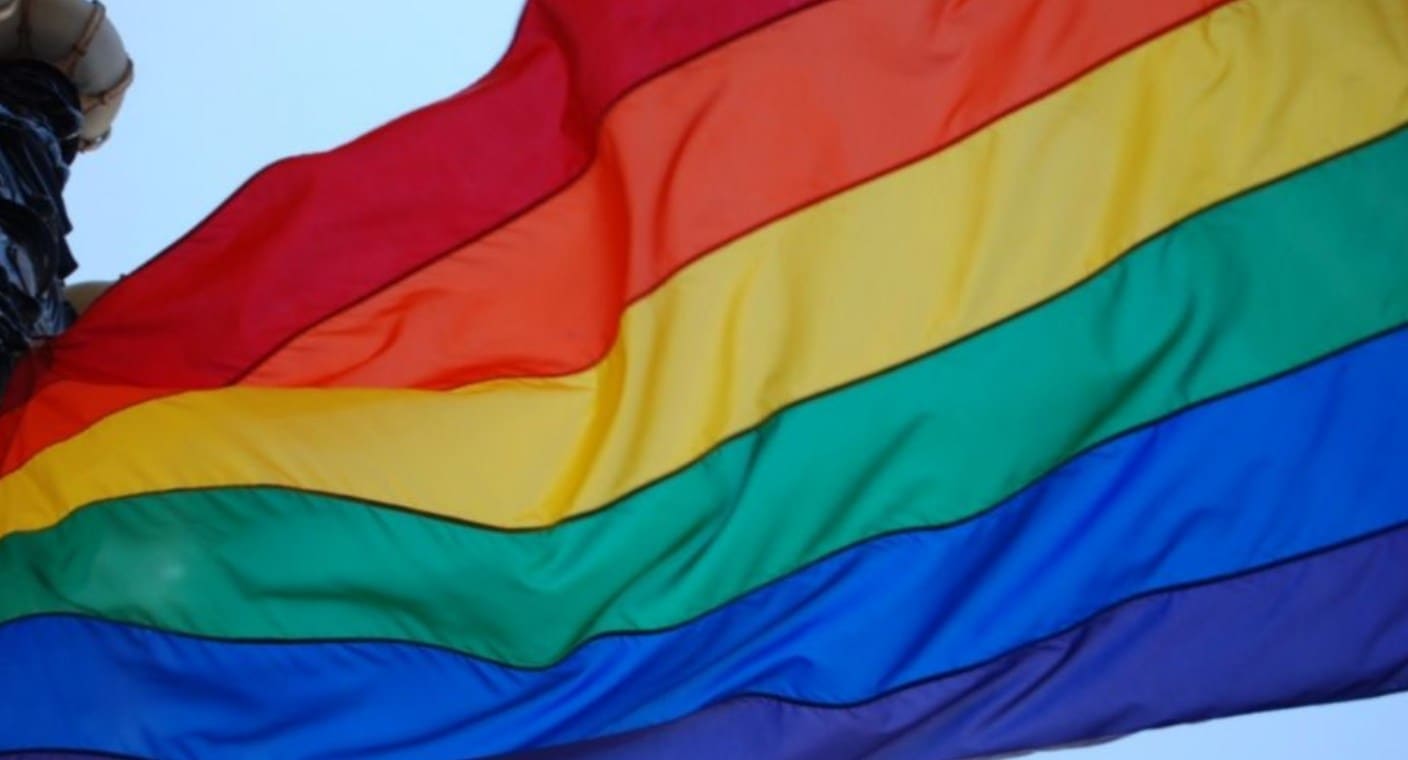 Uganda aprueba proyecto de ley contra la comunidad LGBTQ; incluye  pena de muerte