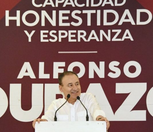 “Mi gobierno será al ras del suelo, nada de ‘encaramarnos en un ladrillo'”, asegura Alfonso Durazo