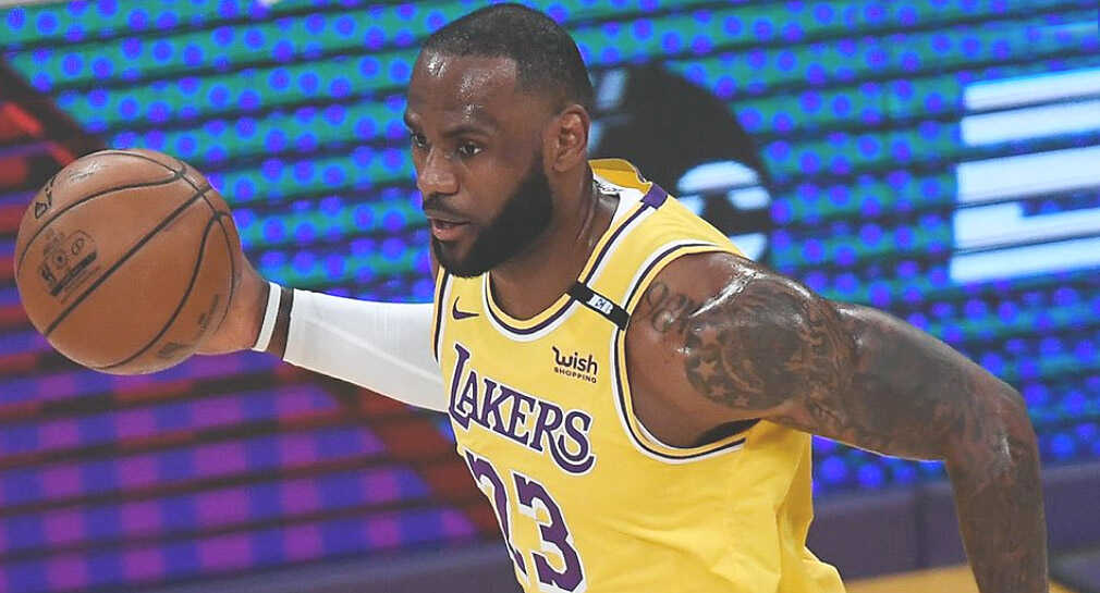 LeBron James alcanza récord con 38 mil puntos en su carrera