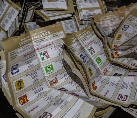 Balaceras, robo en casillas y agresiones marcan elección 2021 en México
