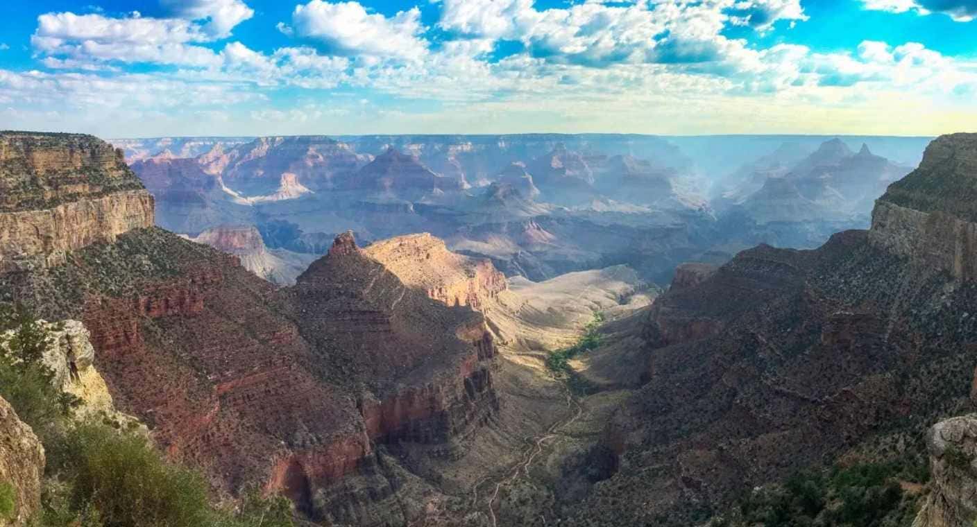 Muere un hombre tras caer del Skywalk del Gran Cañón en Arizona