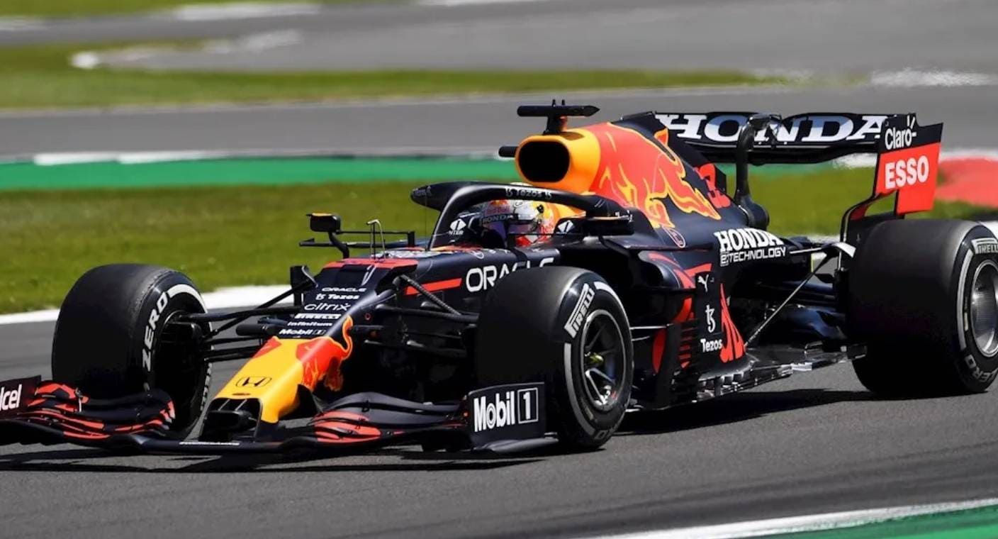 Checo Pérez finaliza en quinto lugar en la GP de Australia