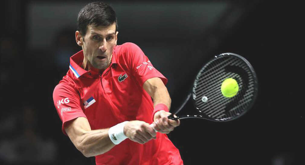 Djokovic, tenista serbio, consigue su primera victoria del 2023 en el torneo de Adelaida