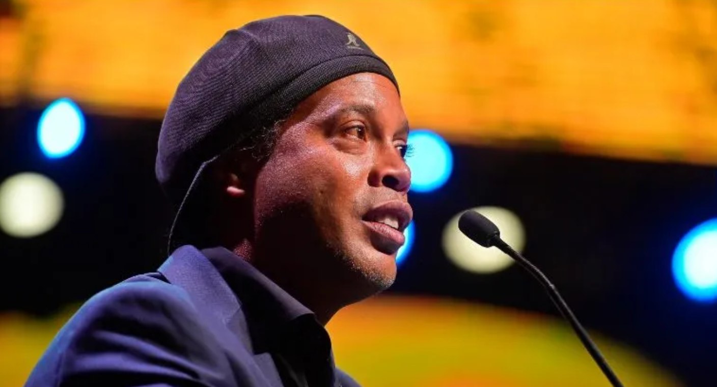 Ronaldinho visitará Querétaro en reapertura de La Corregidora