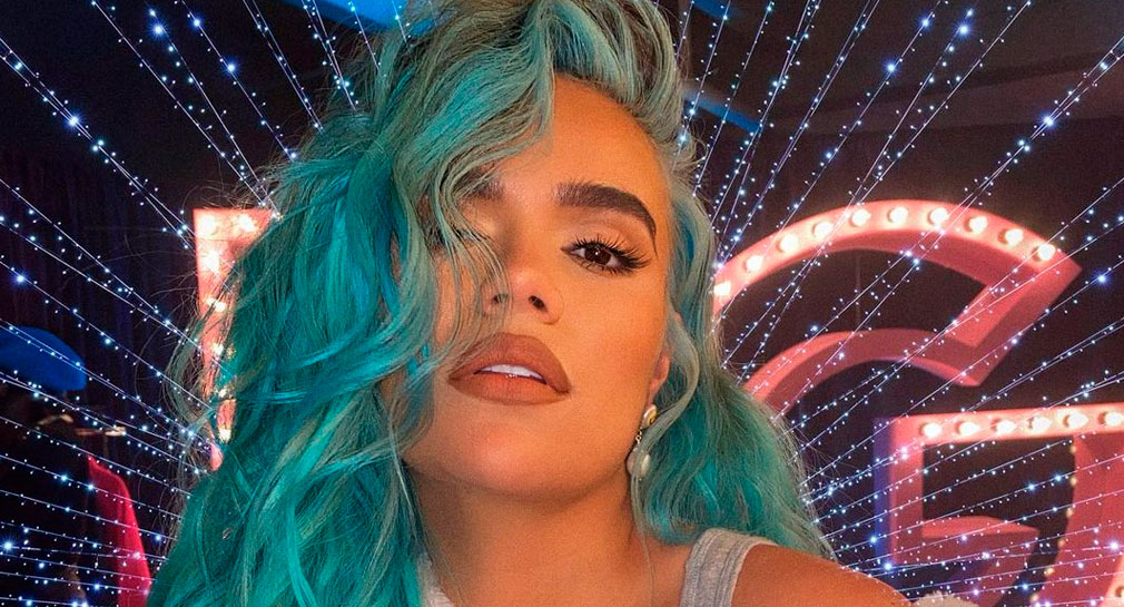 Karol G crítica a la revista GQ por exceso de photoshop en su portada