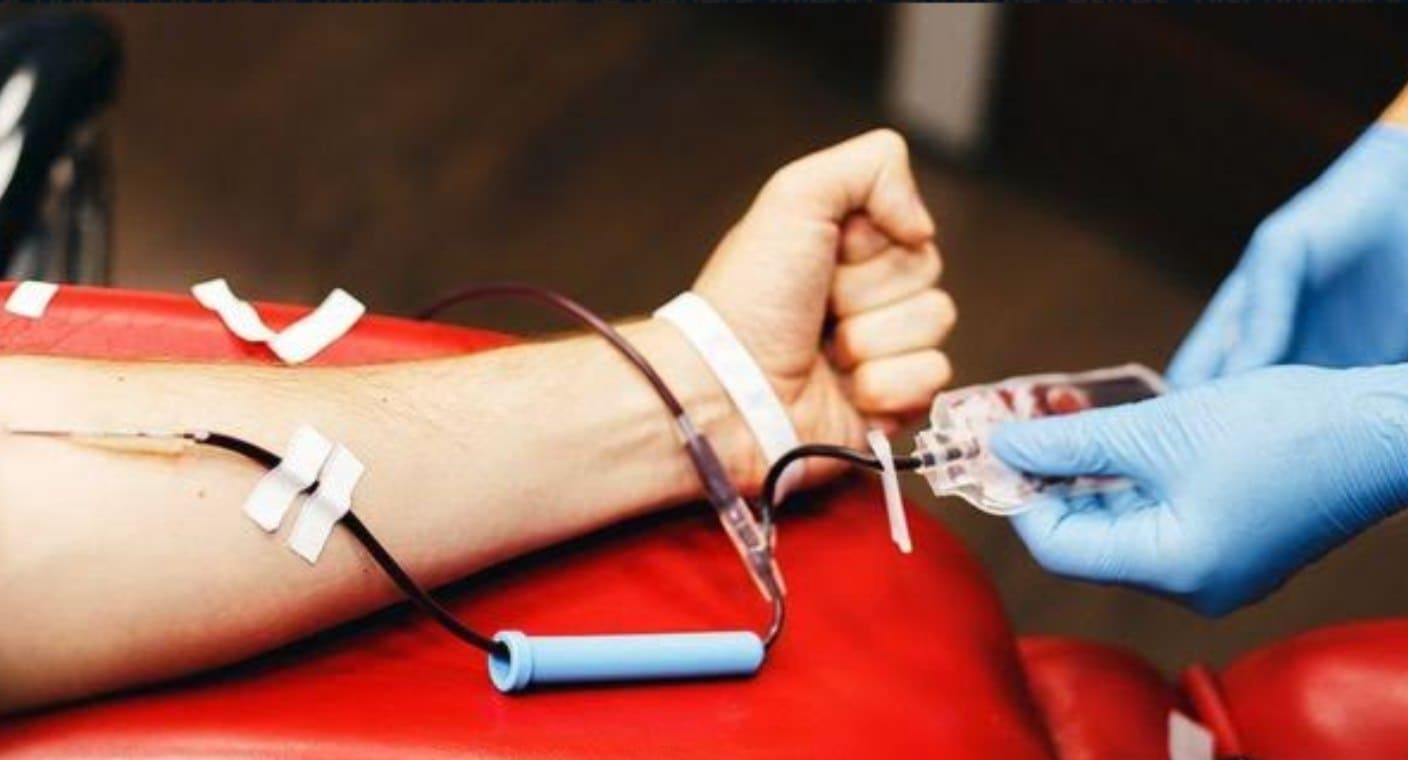 Familia de Francisco solicitan donadores de sangre O- para cirugía en las cervicales por inflamación, en Issste de Hermosillo