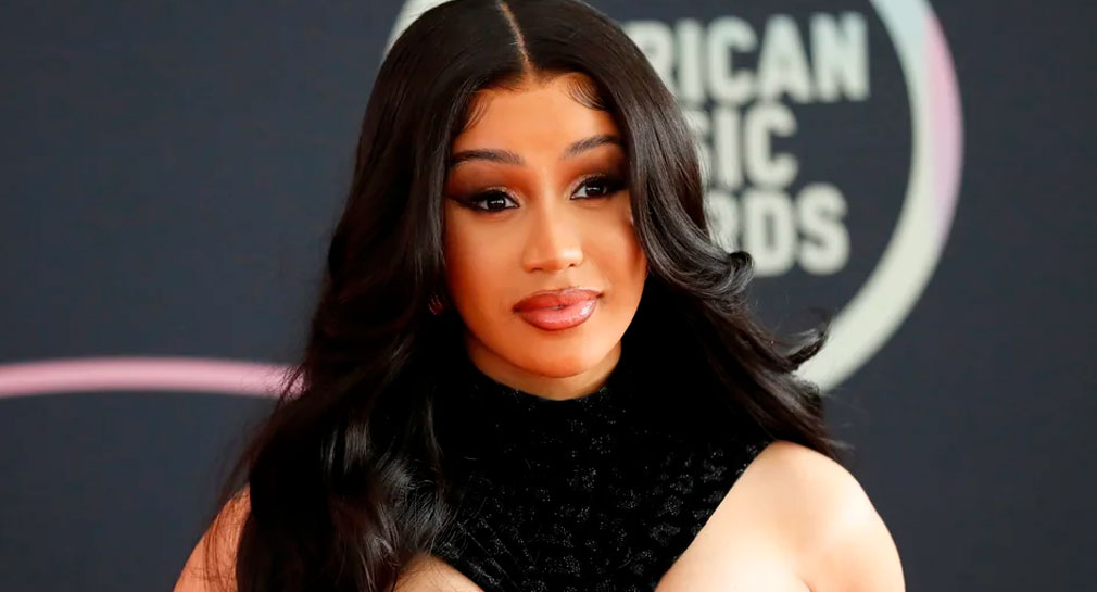 Llaman “mexicana” a Cardi B y se ofende