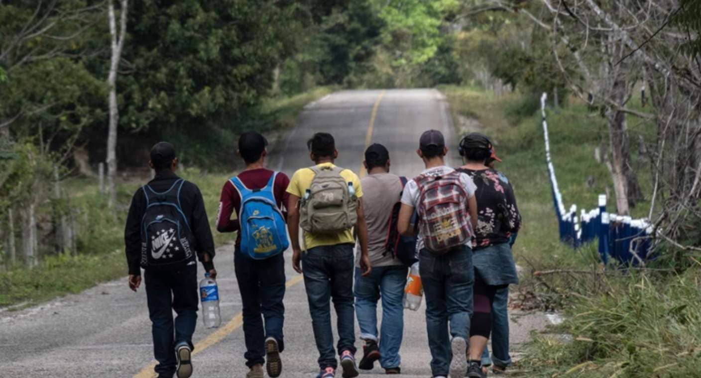 Activistas acusan que migrantes son llevados a Hermosillo para complicar su regreso a EEUU