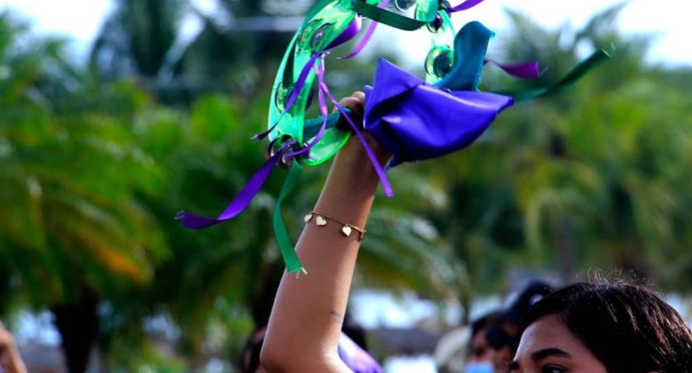 Corte Suprema de Arizona revive una ley del siglo 19 que prohíbe casi todos los abortos