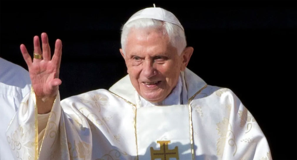 Carta revela que Benedicto XVI renunció al papado por insomnio