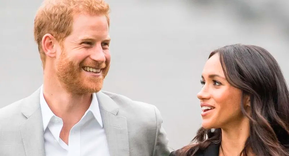 Príncipe Harry asegura que su hermano William lo agredió físicamente