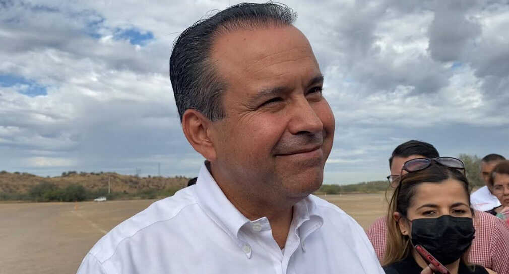 Anuncia Antonio Astiazarán bono para policías por cuidado de patrullas eléctricas