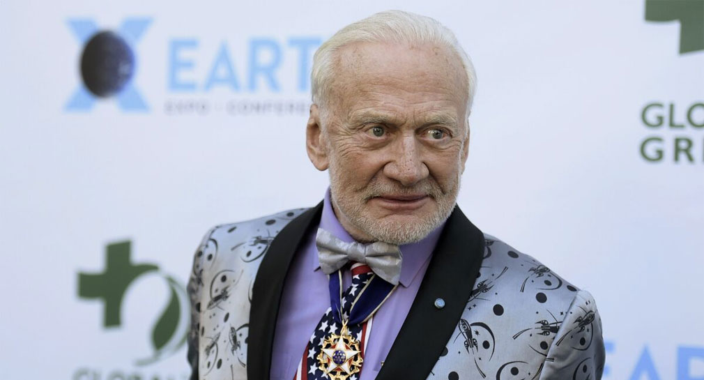 Buzz Aldrin, segundo hombre en pisar la Luna, se casa por cuarta vez a sus 93 años