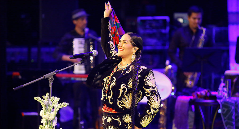 Lila Downs habla de su concierto en Bellas Artes y próximo álbum con talento sonorense (VIDEO)