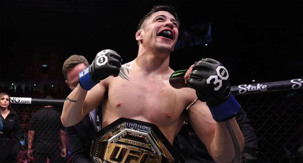 Mexicano Brandon Moreno es nuevo campeón del peso mosca en UFC tras vencer a Deiveson Figueiredo
