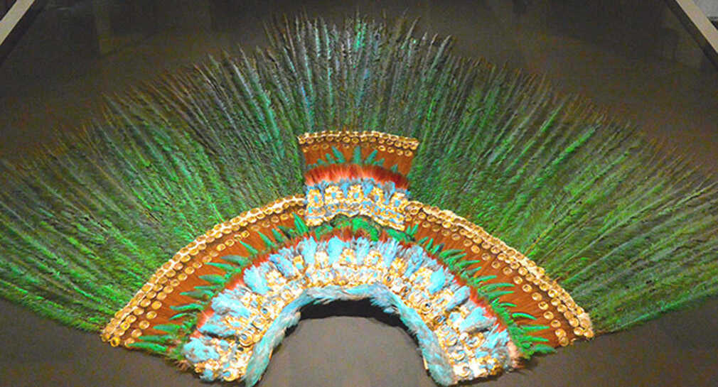 Cobran por ver el Penacho de Moctezuma en Austria, piden paisanos que