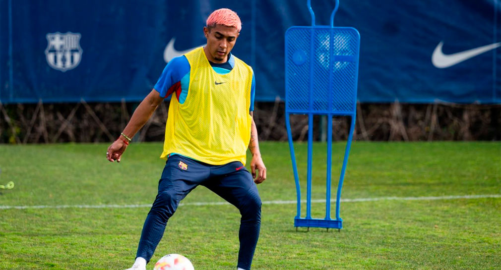 Mexicano Julián Araujo tiene su primer entrenamiento con el Barça Atlètic