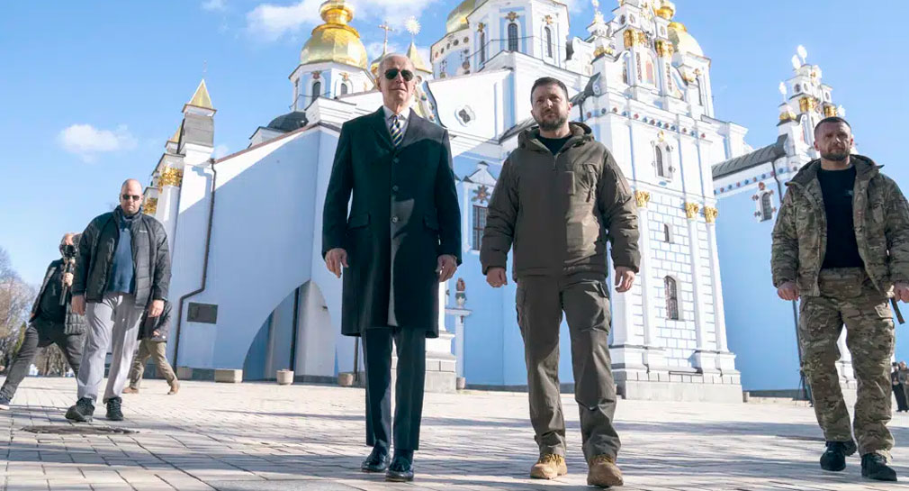 “Un año después, Kiev resiste”, dice Joe Biden en su visita a Ucrania
