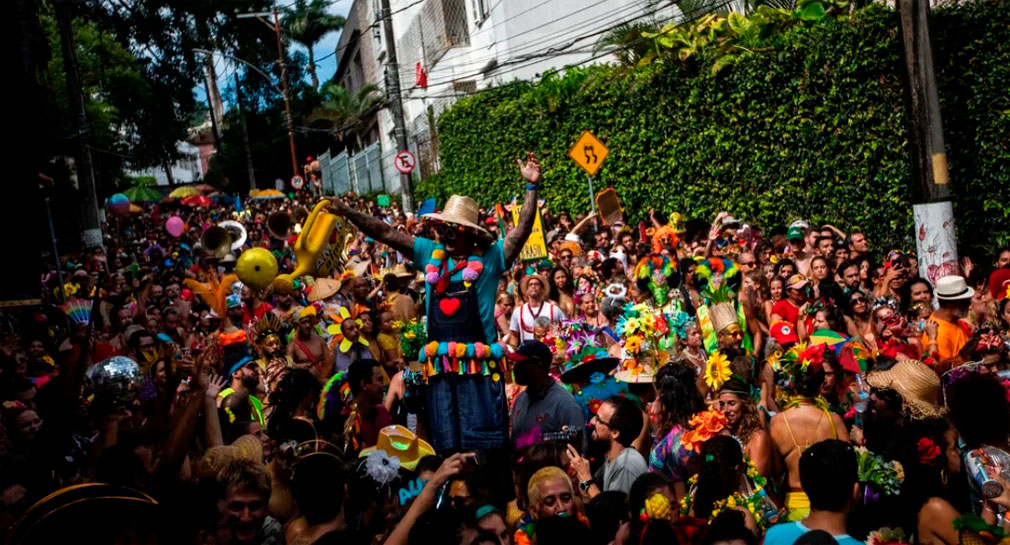 “Es una catarsis”: Vuelve el Carnaval de Río tras suspensiones por la pandemia
