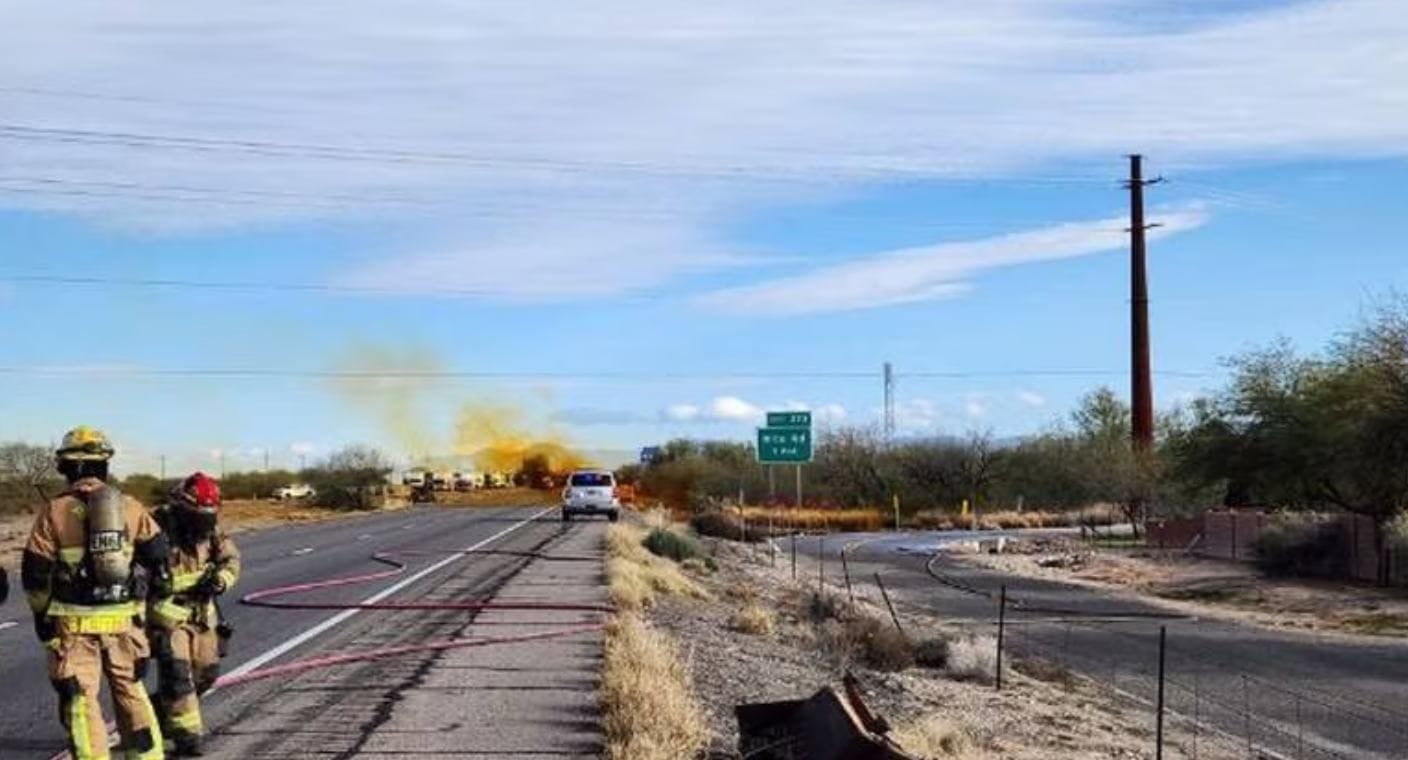 Derrame de ácido nítrico ocasiona cierre de la autopista I-10 al sureste de Tucson