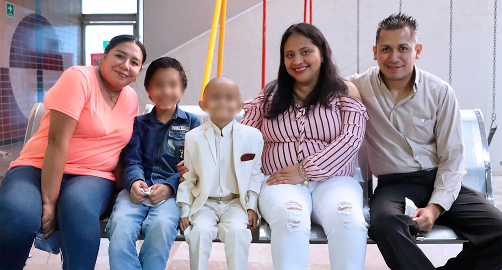 Menor supera tumor cerebral con trasplante de células madre hecho en el IMSS