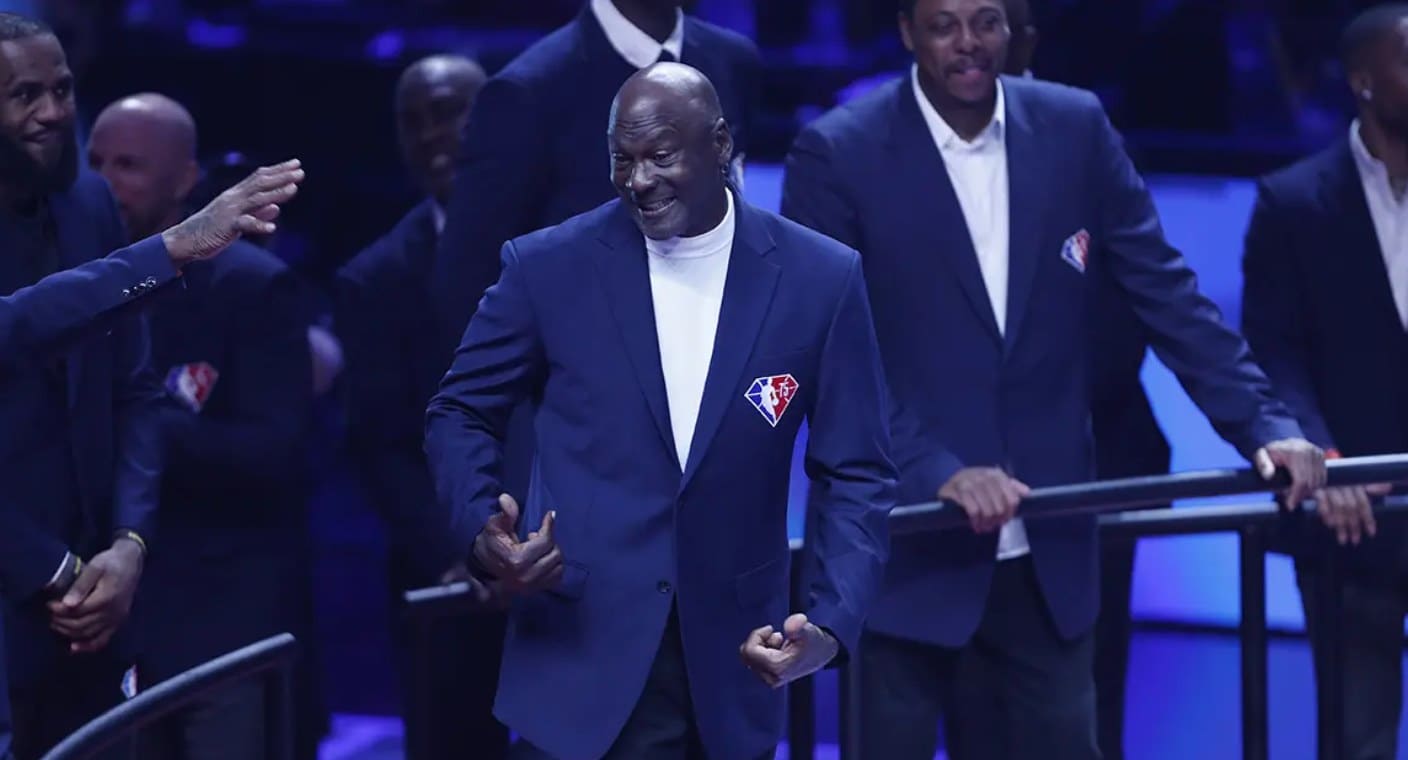 Michael Jordan celebra su cumpleaños 60 con donación de 10 millones de dólares