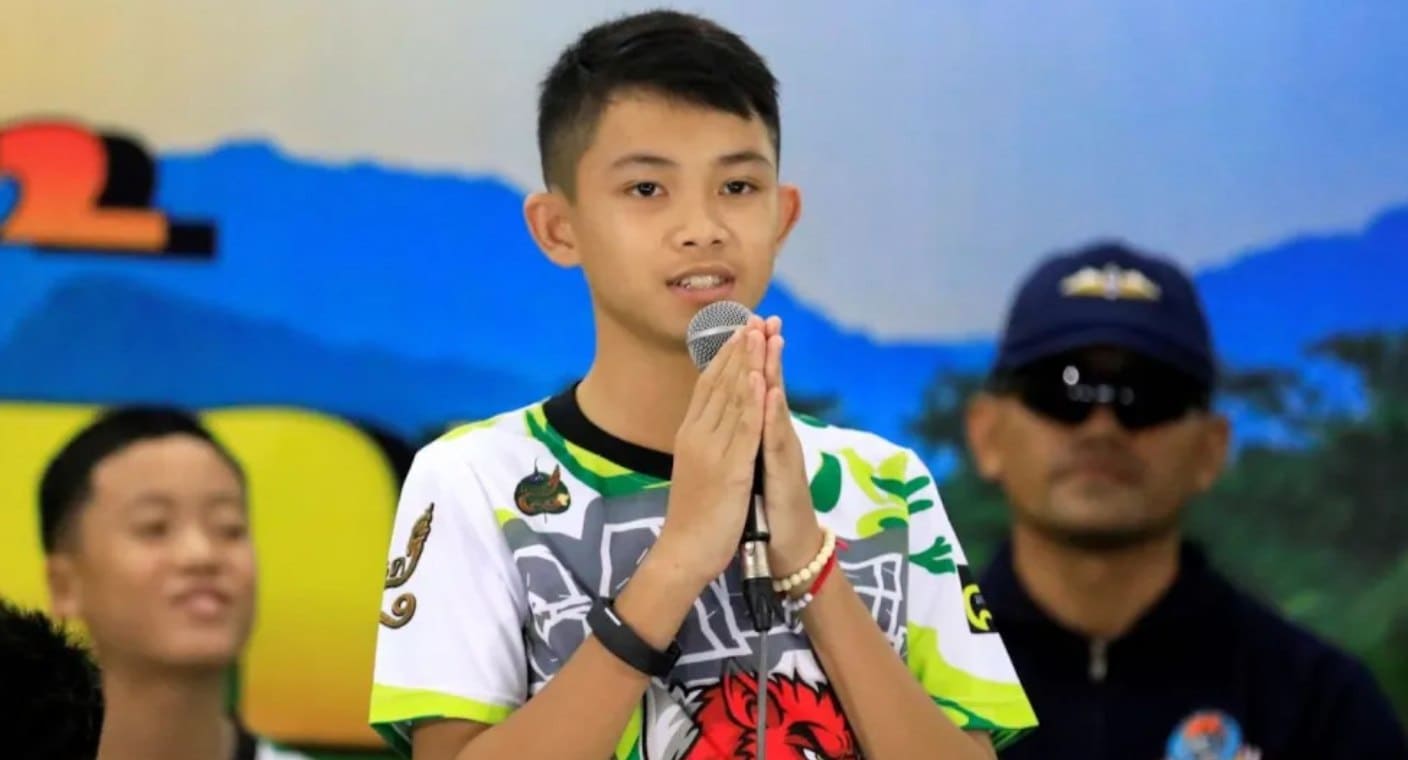 Muere uno de los 12 niños rescatados de cueva de Tailandia en 2018
