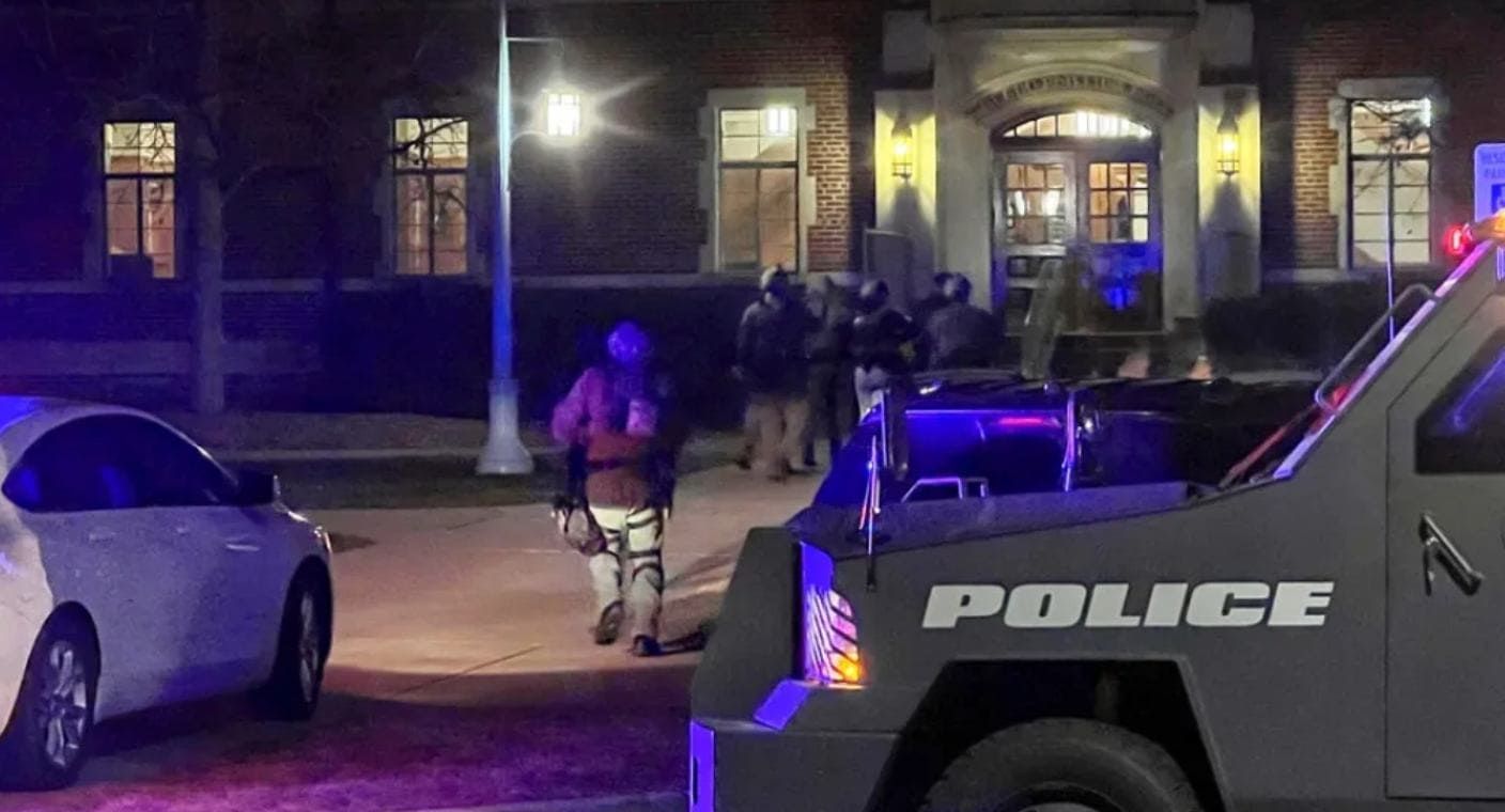 Tiroteo deja 3 muertos en la Universidad de Michigan; agresor se quita la vida
