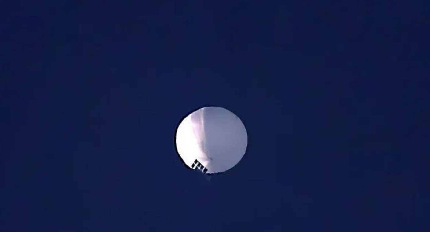 EEUU suspende visita de Blinken a Pekín tras detección de globo en su espacio aéreo; China se disculpa