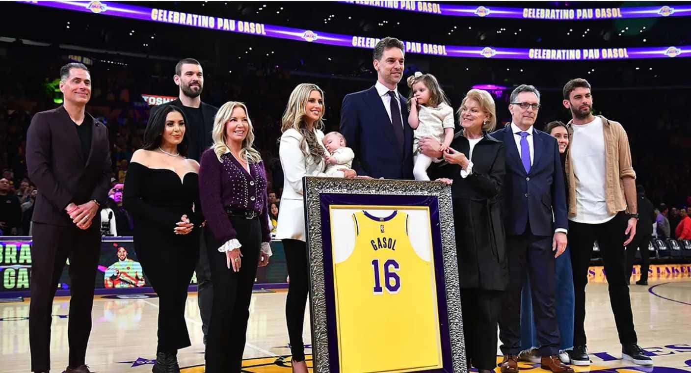 Lakers retiran el número 16 de Pau Gasol en ceremonia donde recordaron a Kobe Bryant