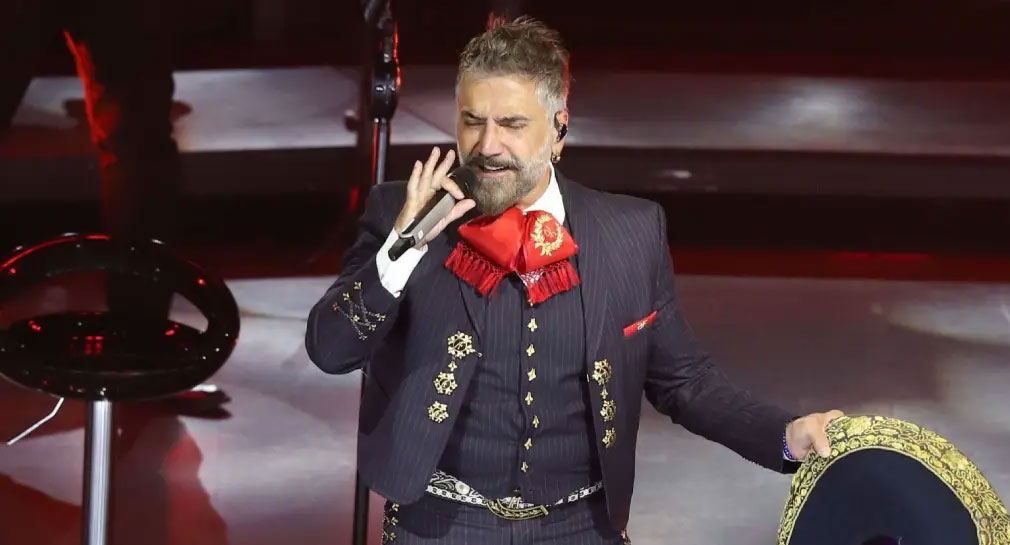 Compositor de ‘Mátalas’, de Alejandro Fernández, cambia la letra tras acusarlo de incitar el odio a la mujer