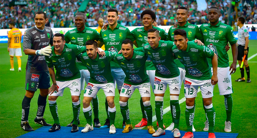 Critican a futbolistas del León por pedir narcocorrido del ‘Chapo’ Guzmán durante concentración