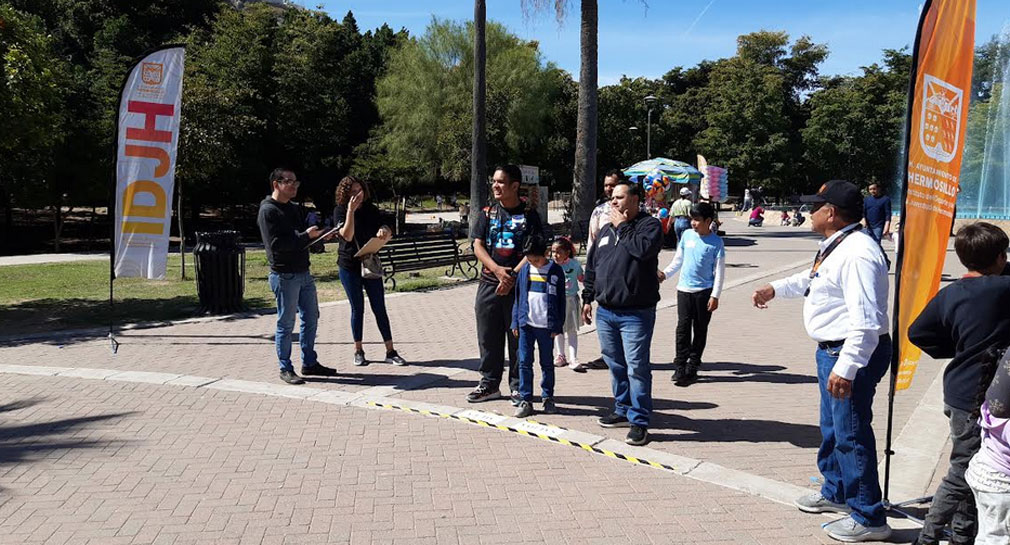 Hermosillenses destacan importancia de espacios para convivir, se reúnen el Día de la Familia en el Parque Madero