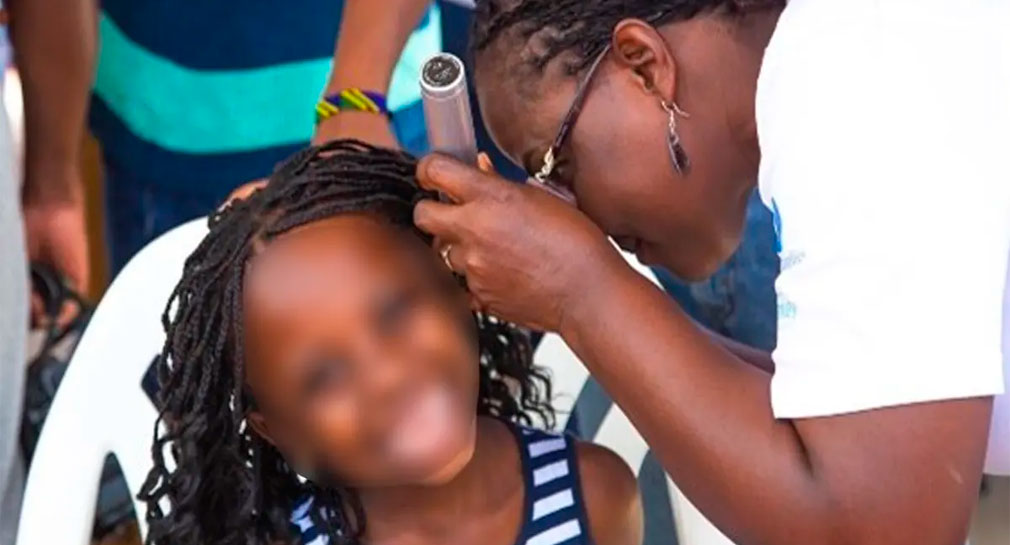 En el mundo, 1 de cada 15 personas en el mundo sufre problemas de audición: OMS