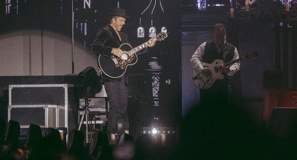 Ricardo Arjona comparte escenario con talento sonorense en Hermosillo (VIDEO Y GALERÍA)