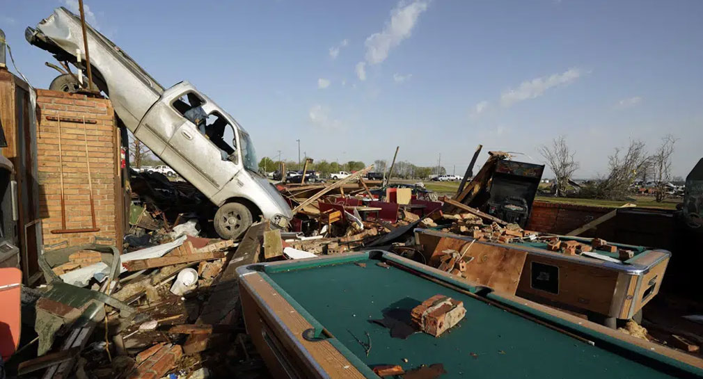 “Mi pueblo ha desaparecido”: Tornados dejan 23 muertos y destrucción de varios edificios en Mississippi