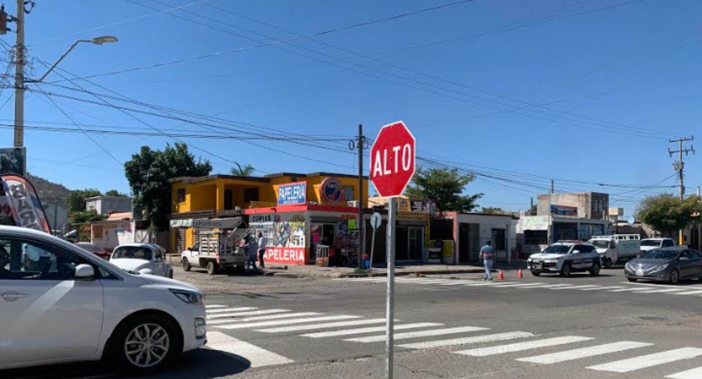 Instalan 4 altos en crucero donde atropellaron a mujer y menores, al sur de Hermosillo