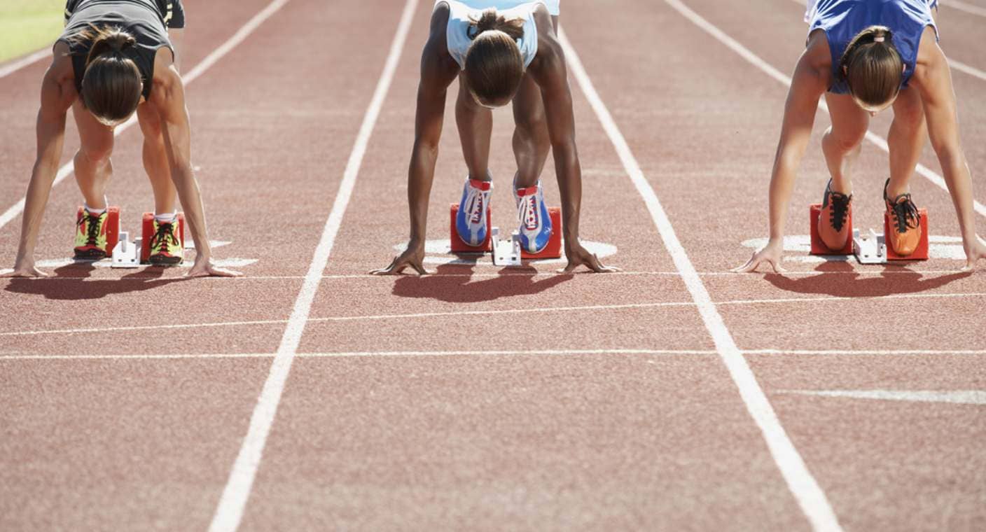 World Athletics excluye a mujeres transexuales de las competencias femeninas