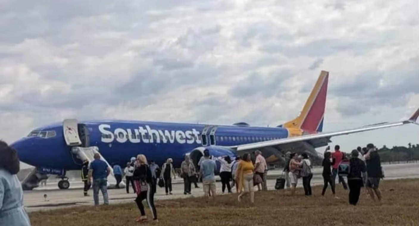 Avión despega en La Habana a Florida y aterriza de emergencia por incendio en motor; chocó con pájaros