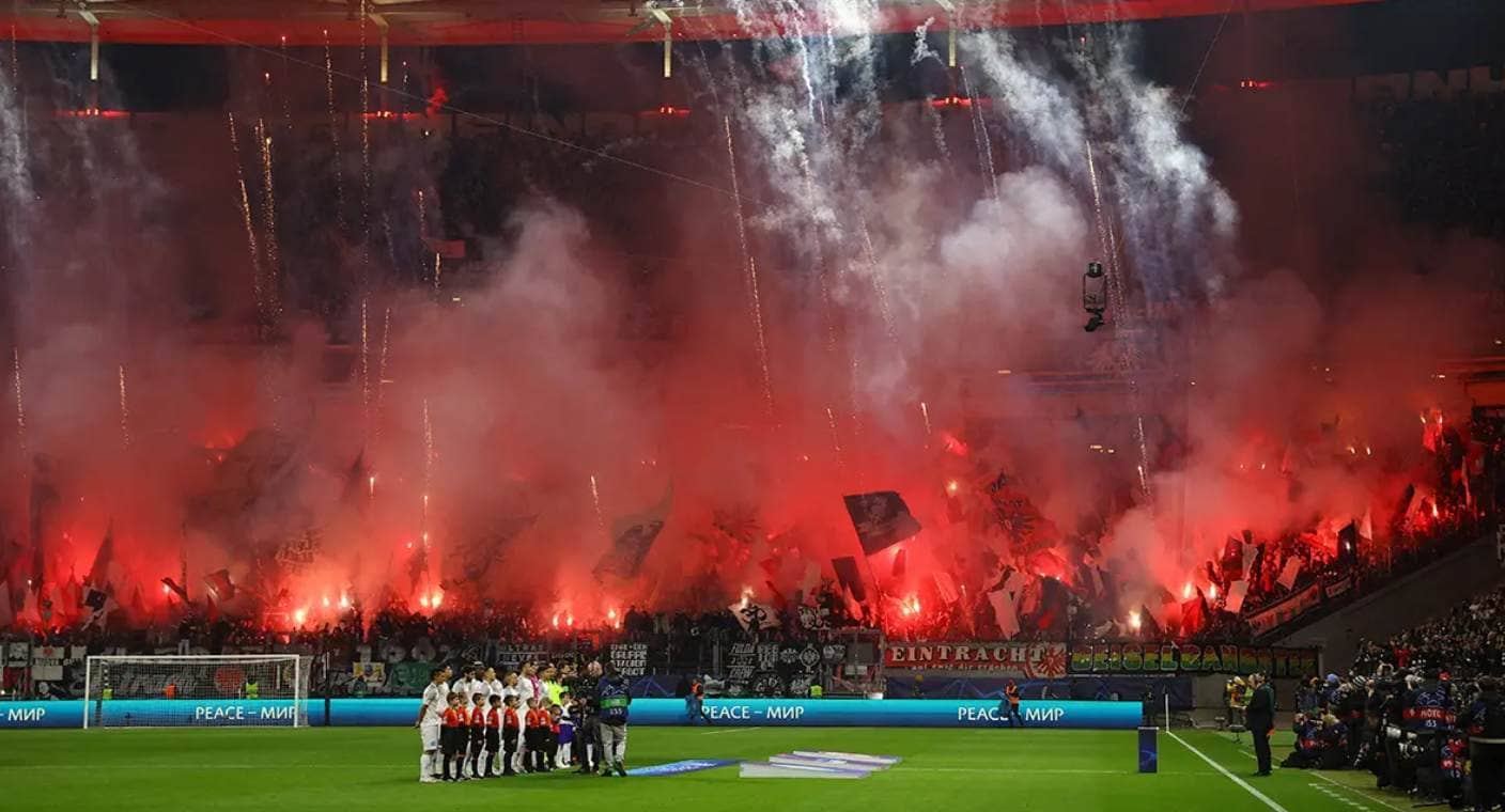 Italia prohibe el ingreso a aficionados del Frankfurt para duelo de Champions League