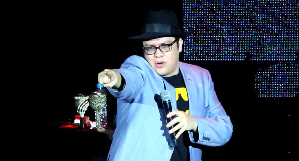 Tunden en redes a Franco Escamilla por comentarios misóginos (VIDEO)