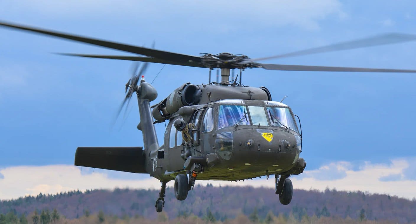 Choque de helicópteros en Kentucky deja 9 soldados muertos